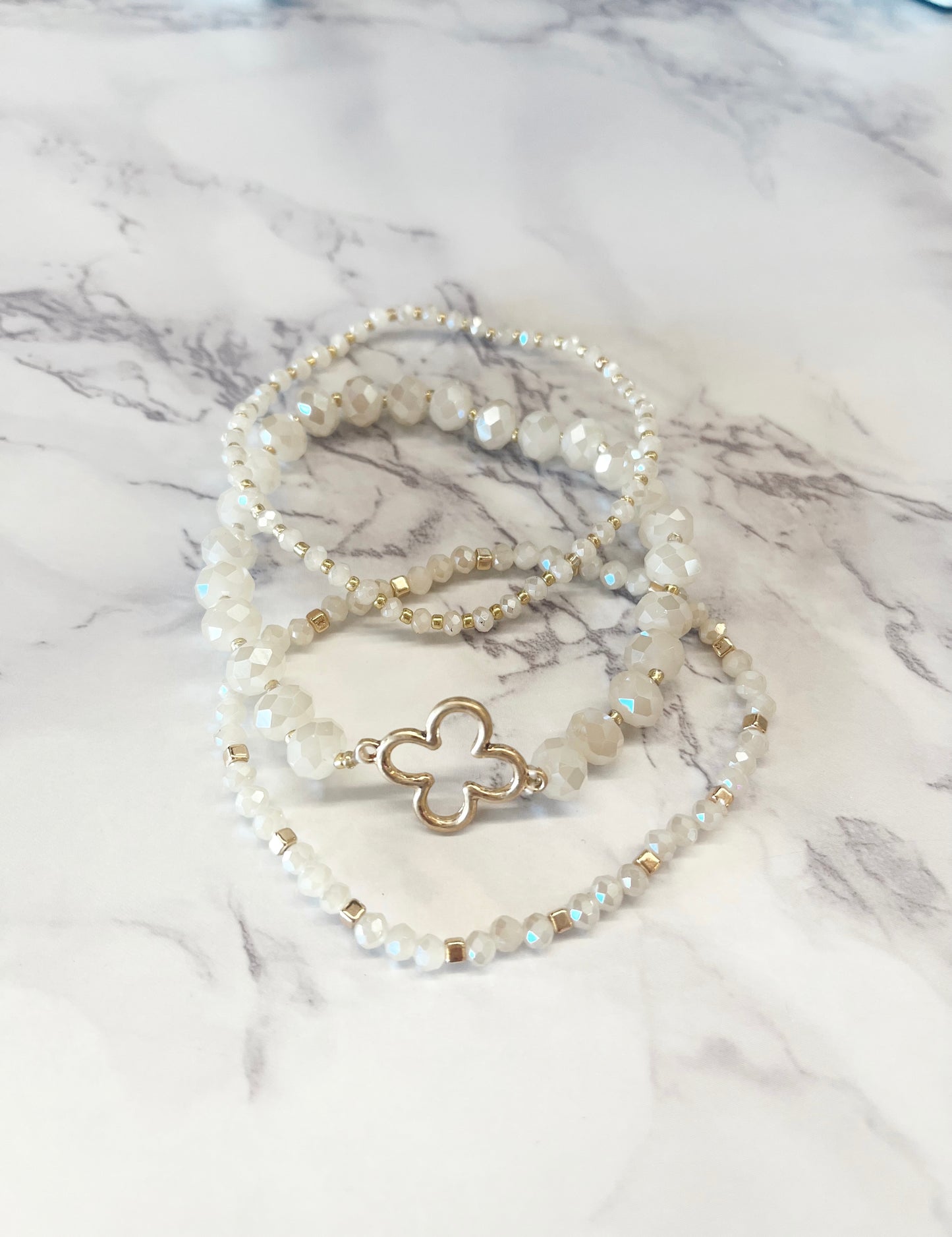 Lily White & Gold Bracelet Set