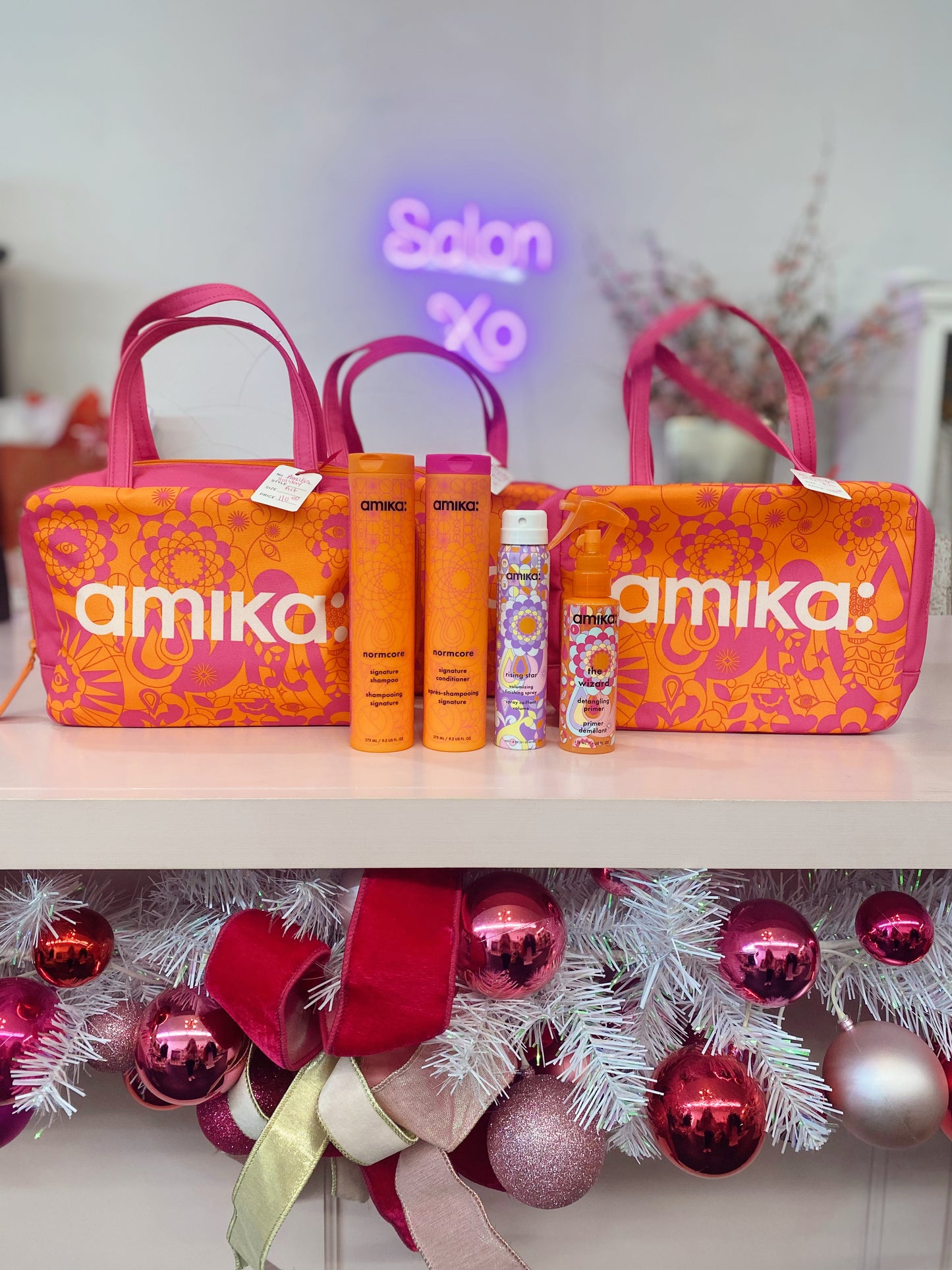 Amika Holiday Kit